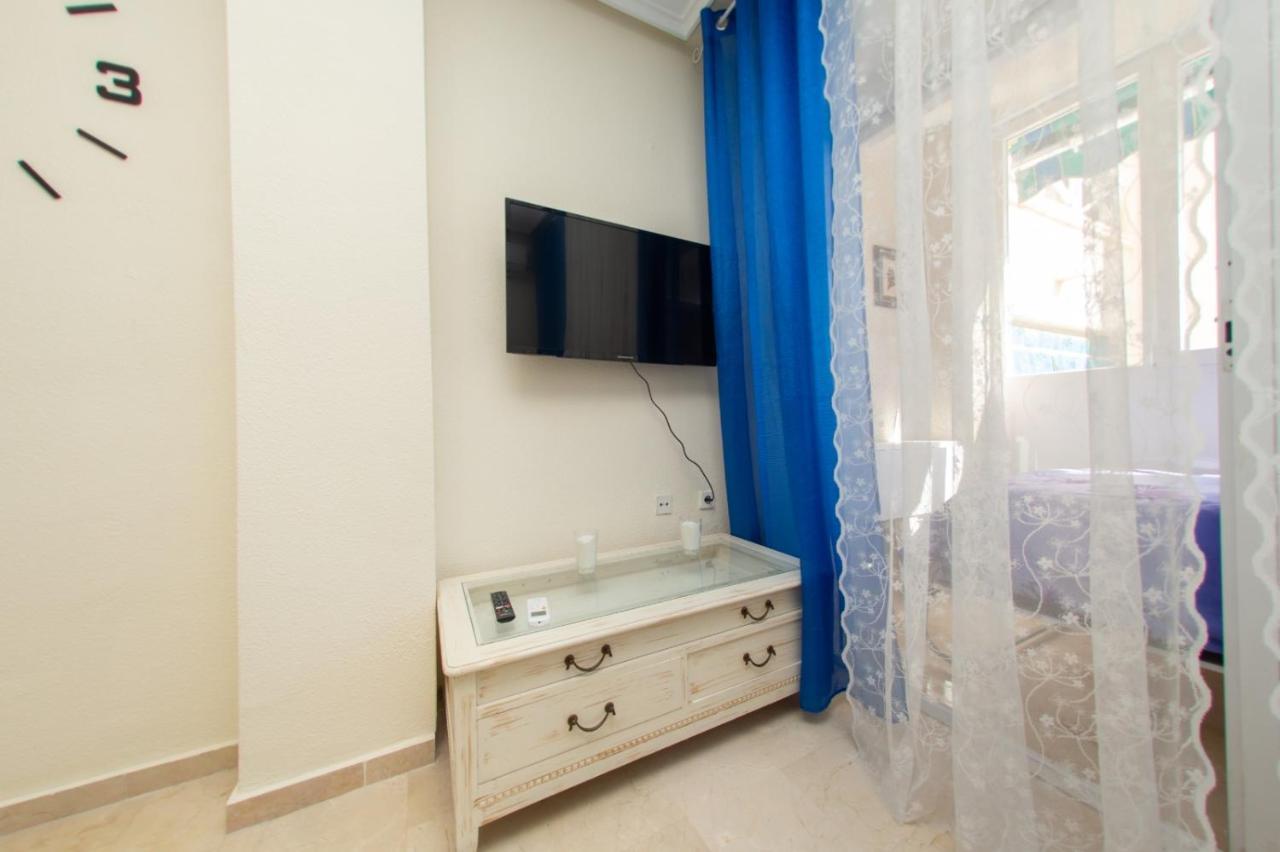 Студия на белоснежном пляже Los Locos Torrevieja Exterior foto
