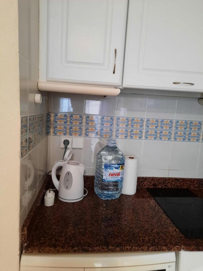 Студия на белоснежном пляже Los Locos Torrevieja Exterior foto